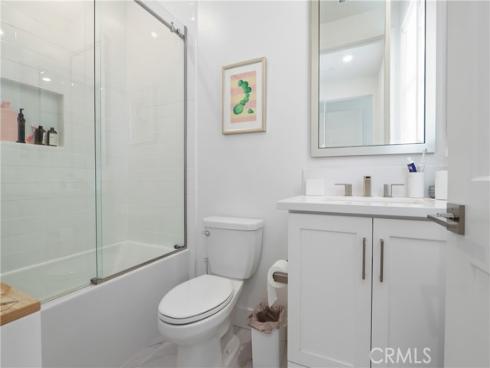 66  Chasma  , Irvine, CA