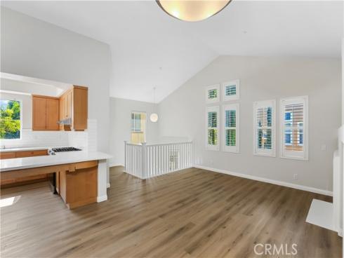 33 Visalia , Irvine, CA