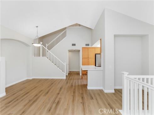 33 Visalia , Irvine, CA