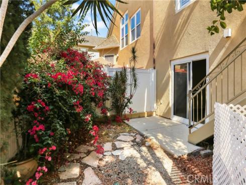 33 Visalia , Irvine, CA