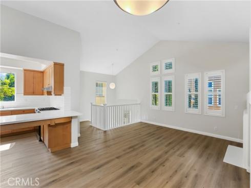 33  Visalia  , Irvine, CA