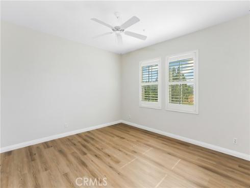 33 Visalia , Irvine, CA