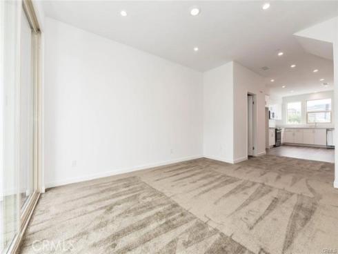 331  Placemark  , Irvine, CA