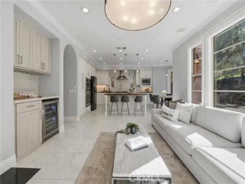 42 Arcade , Irvine, CA