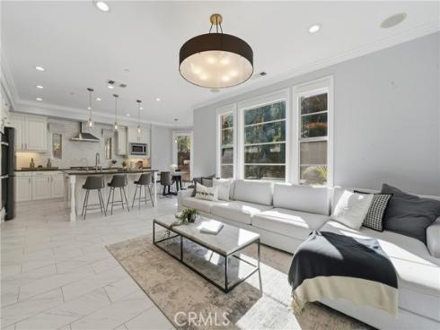 42 Arcade , Irvine, CA