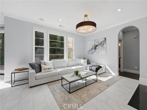 42 Arcade , Irvine, CA