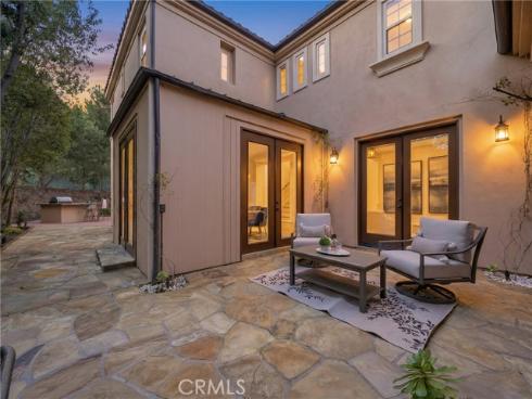 42 Arcade , Irvine, CA