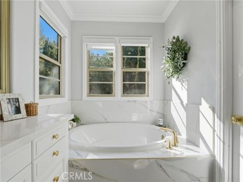 42 Arcade , Irvine, CA