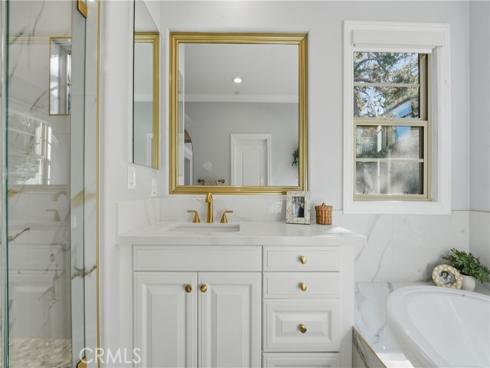 42 Arcade , Irvine, CA