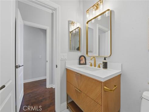 42 Arcade , Irvine, CA