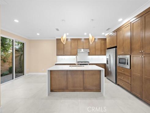 143 Rodeo , Irvine, CA