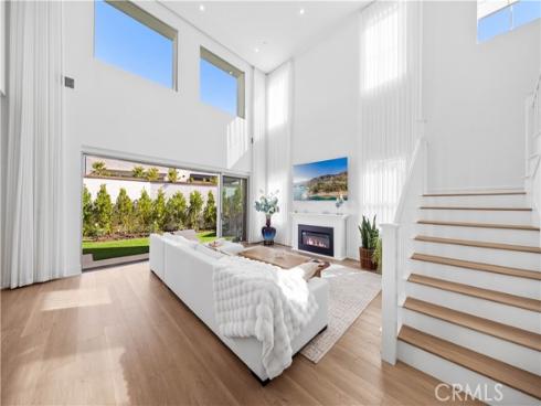 111 Orbit , Irvine, CA