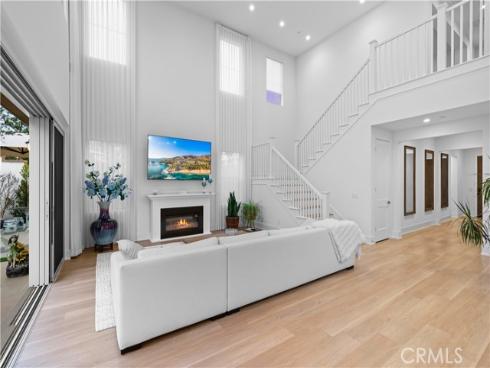 111 Orbit , Irvine, CA