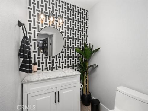 9  Flaxwood  , Irvine, CA