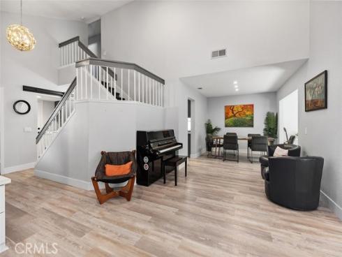 9  Flaxwood  , Irvine, CA