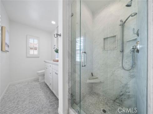 117  White Flower  , Irvine, CA