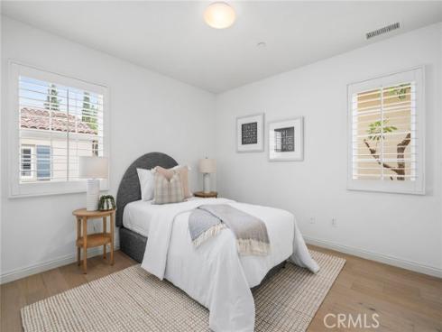 117  White Flower  , Irvine, CA