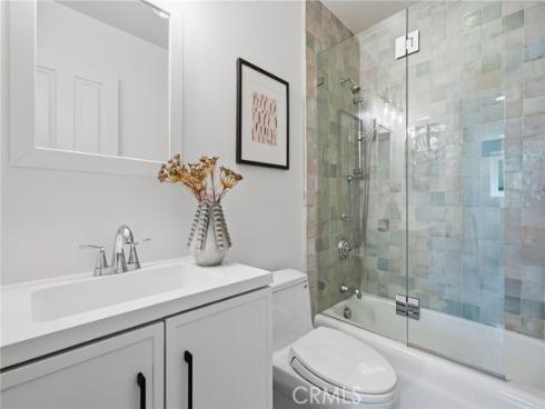 117  White Flower  , Irvine, CA