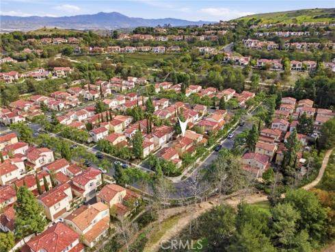 117  White Flower  , Irvine, CA