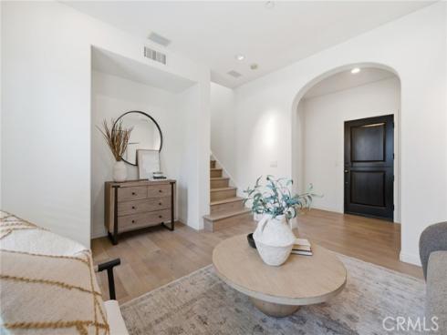 117  White Flower  , Irvine, CA