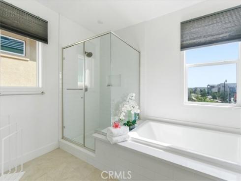 188  Merit  , Irvine, CA