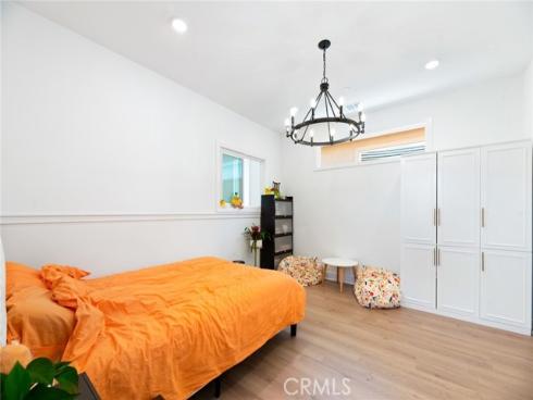 188  Merit  , Irvine, CA