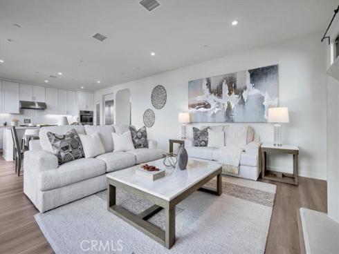 114  Bouquet  , Irvine, CA