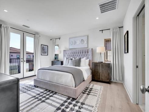 114  Bouquet  , Irvine, CA