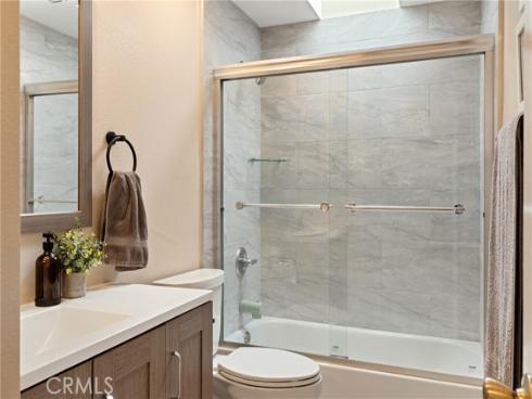 12 Filare , Irvine, CA