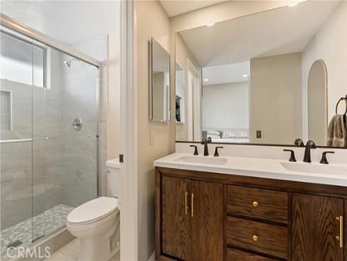 12 Filare , Irvine, CA