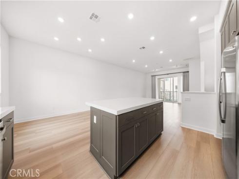 312 Tank , Irvine, CA