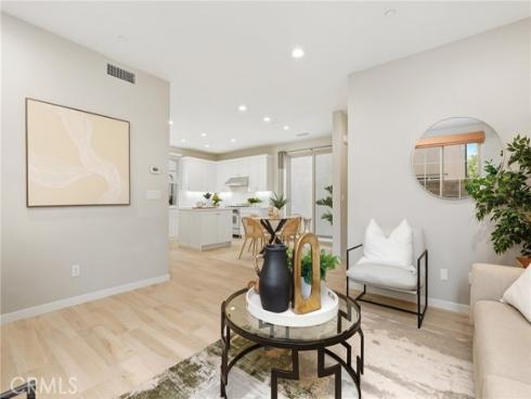 147 Excursion , Irvine, CA