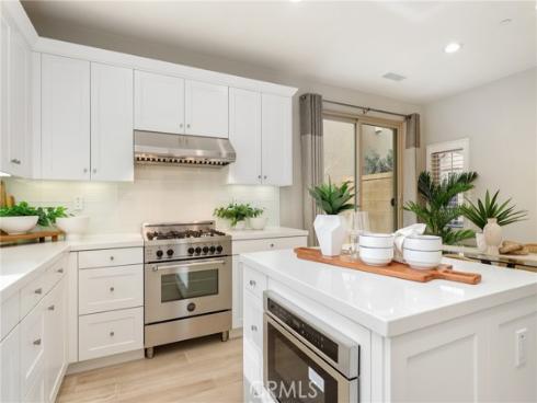 147 Excursion , Irvine, CA