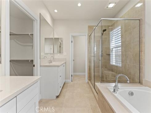 105  Landover  , Irvine, CA