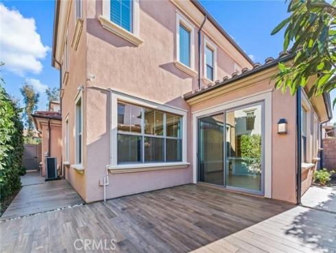 105  Landover  , Irvine, CA