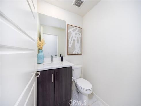 222 Harringay , Irvine, CA