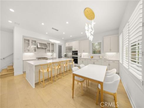 242  Sutters  , Irvine, CA