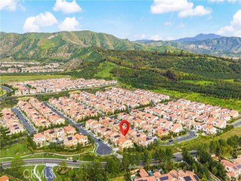 242  Sutters  , Irvine, CA