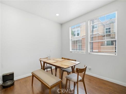 8  Cuzzano Aisle  , Irvine, CA