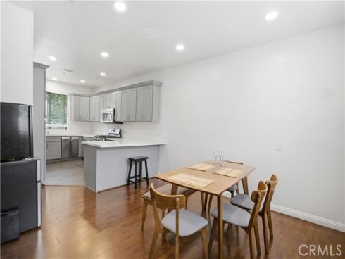 8  Cuzzano Aisle  , Irvine, CA