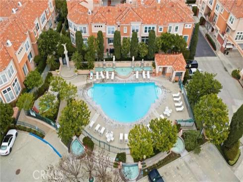 8  Cuzzano Aisle  , Irvine, CA