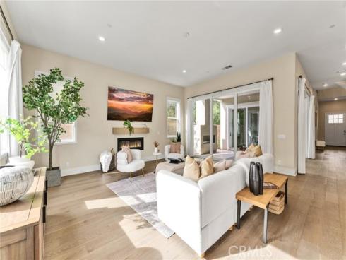 114 Crossover , Irvine, CA