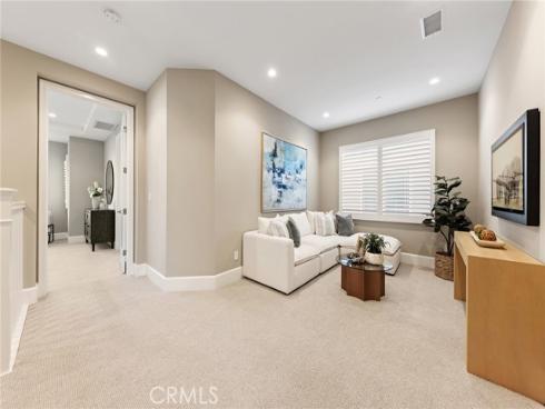 140  Statura  , Irvine, CA