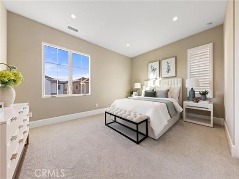 140  Statura  , Irvine, CA