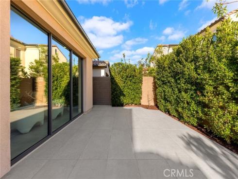 140  Statura  , Irvine, CA