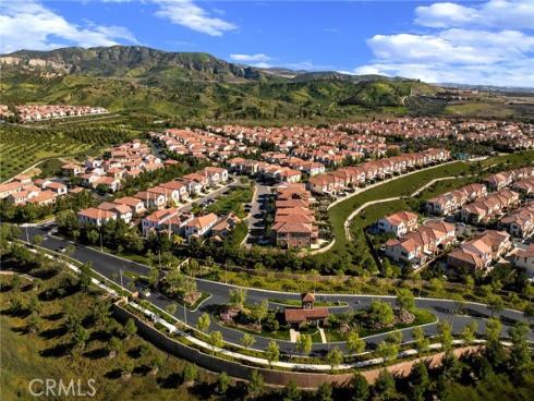 140  Statura  , Irvine, CA