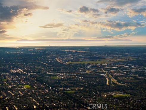 140  Statura  , Irvine, CA