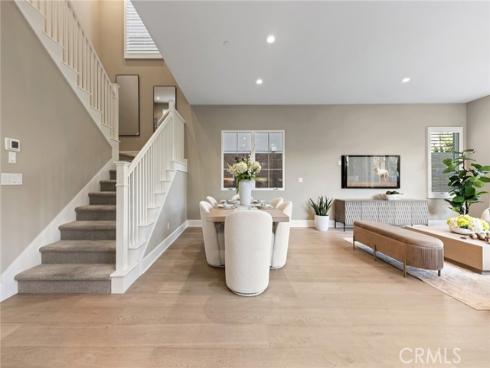 140  Statura  , Irvine, CA