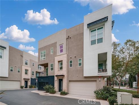 2210 Synergy , Irvine, CA