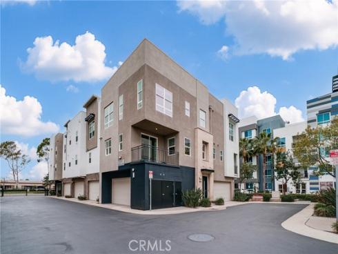 2210 Synergy , Irvine, CA